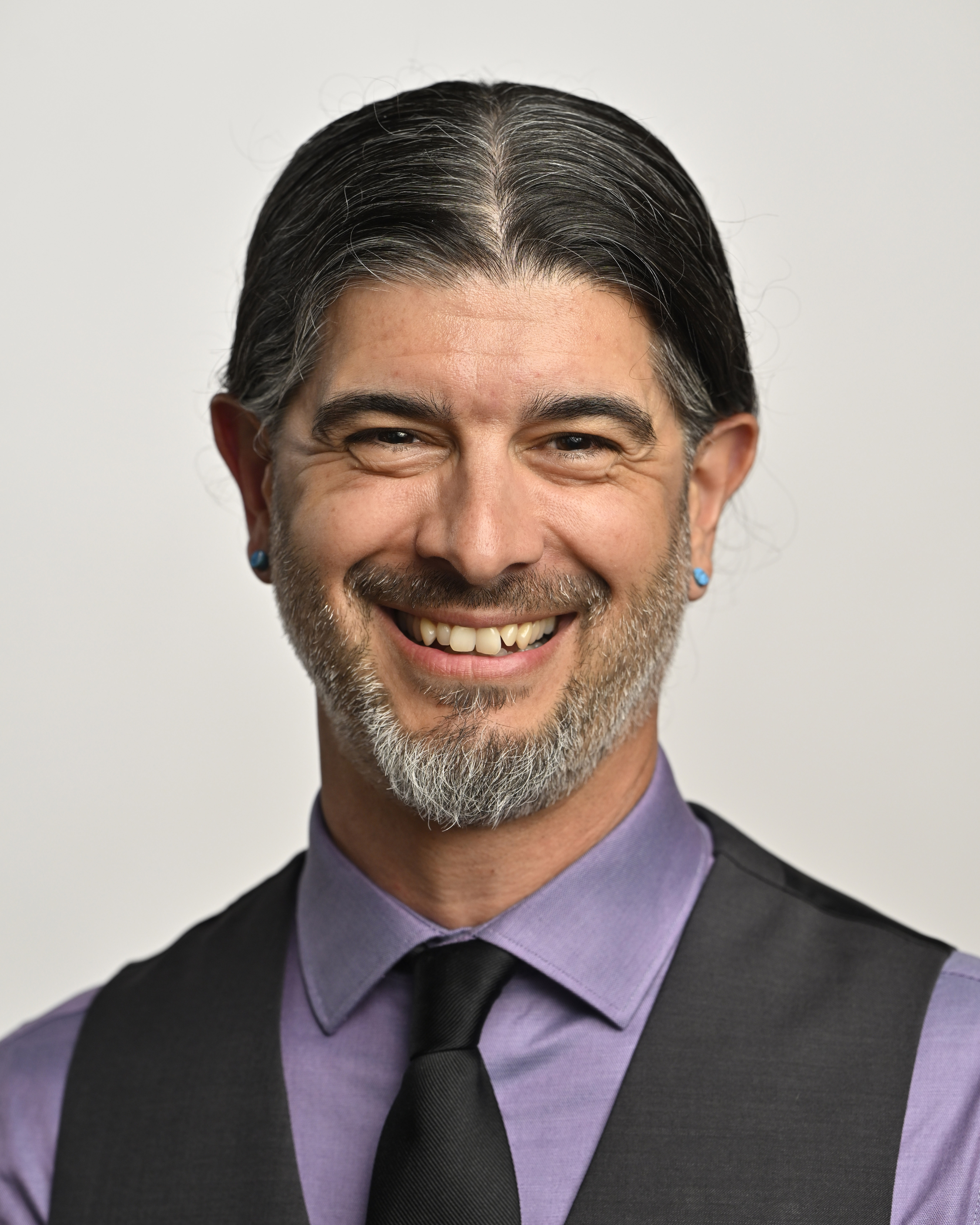 Vinnie Miresse